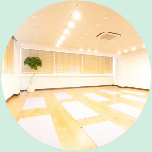 yoga-studio-MAKOTO_top-features1